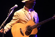 Eric Bibb