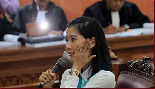 Ardina Rasti Ungkap Semua Kasus Ezza Gionino di pengadilan Negeri Jakarta Selatan Ardina Rasti Ungkap Semua Kasus Ezza Gionino
