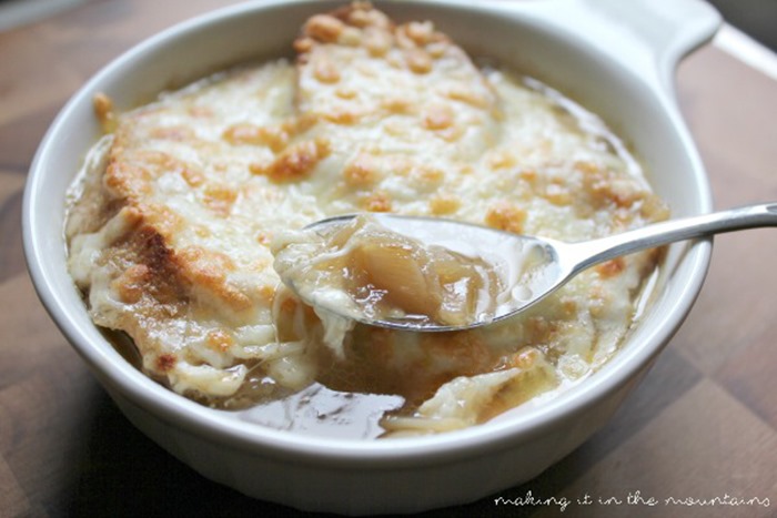 6-French-Onion-Soup-making-it-in-the-mountains