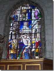 2012.08.17-007 vitraux dans l'église