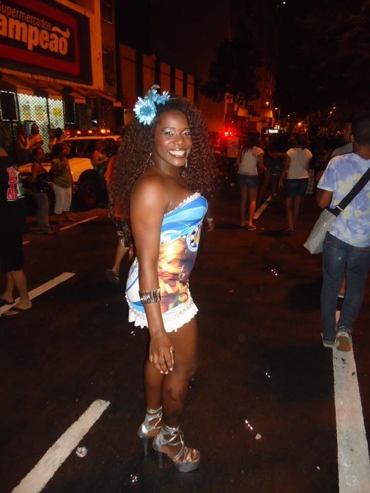 [bela%2520mulher%2520%25281%2529%255B2%255D.jpg]
