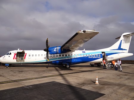 03. TACV - Praia airport.JPG
