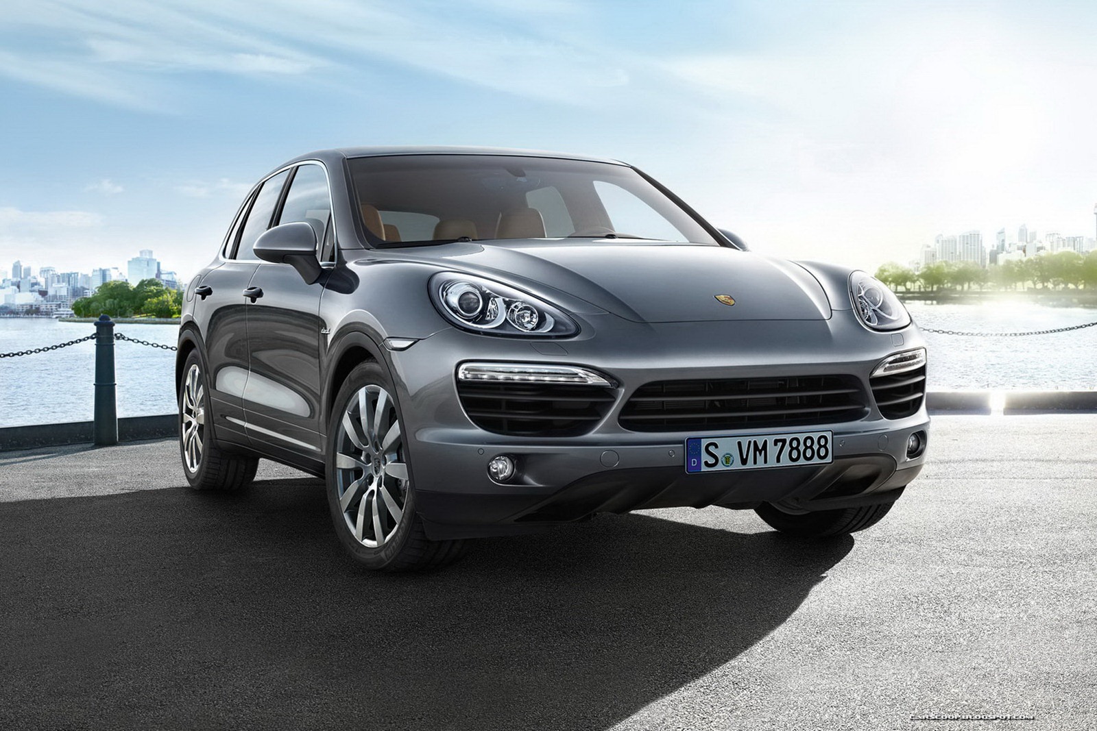 [2013-Porsche-Cayenne-S-Diesel-11%255B2%255D.jpg]