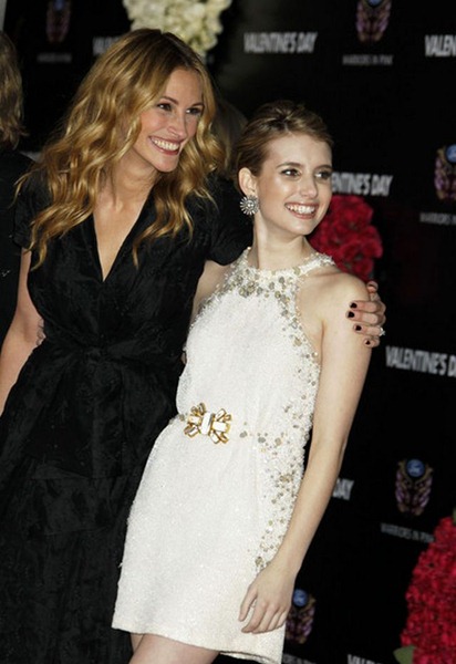 [best_dressed_celebs_005%255B4%255D.jpg]
