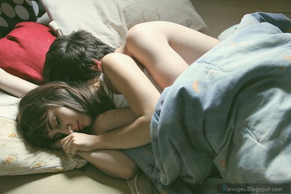 [Cuddling-sleeping-couple-hug-love-cute-bed%255B5%255D.jpg]