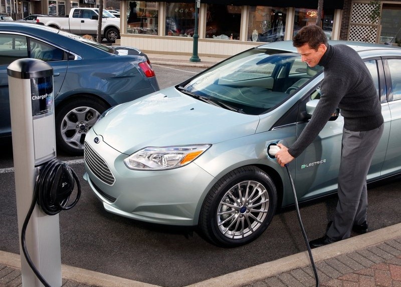 [Ford-Focus_Electric_2012_1600x1200_wallpaper_30%255B3%255D.jpg]