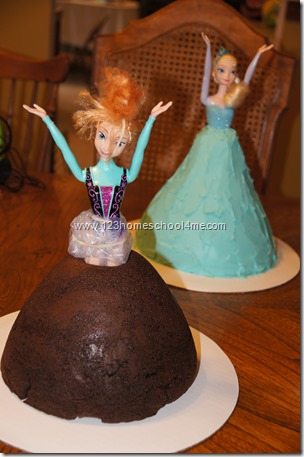 Frozen Anna & Elsa Cakes for Frozen Birthday Party Frozen Anna & Elsa Cakes for Frozen Birthday Party
