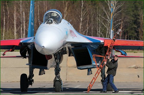 Рабочие будни пилотажных групп