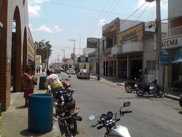 [AREIA%2520BRANCA%2520COM%25C3%2589RCIO%2520NOVA%255B3%255D.jpg]