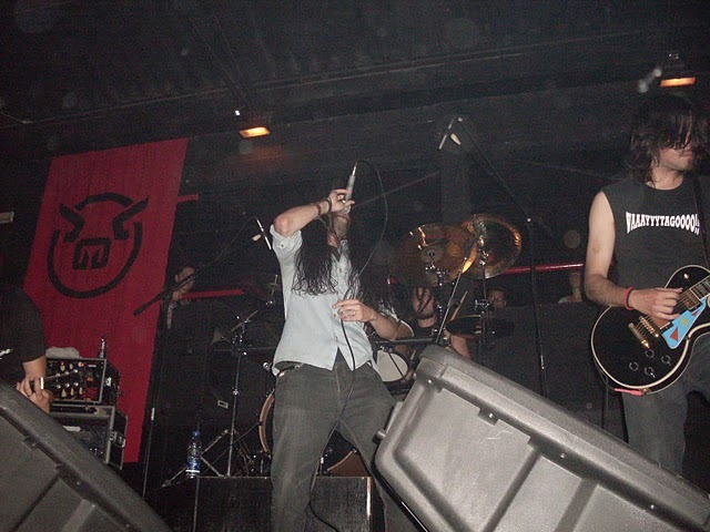 [18-12-2010%2520By%2520Lu%2520%252824%2529%255B3%255D.jpg]