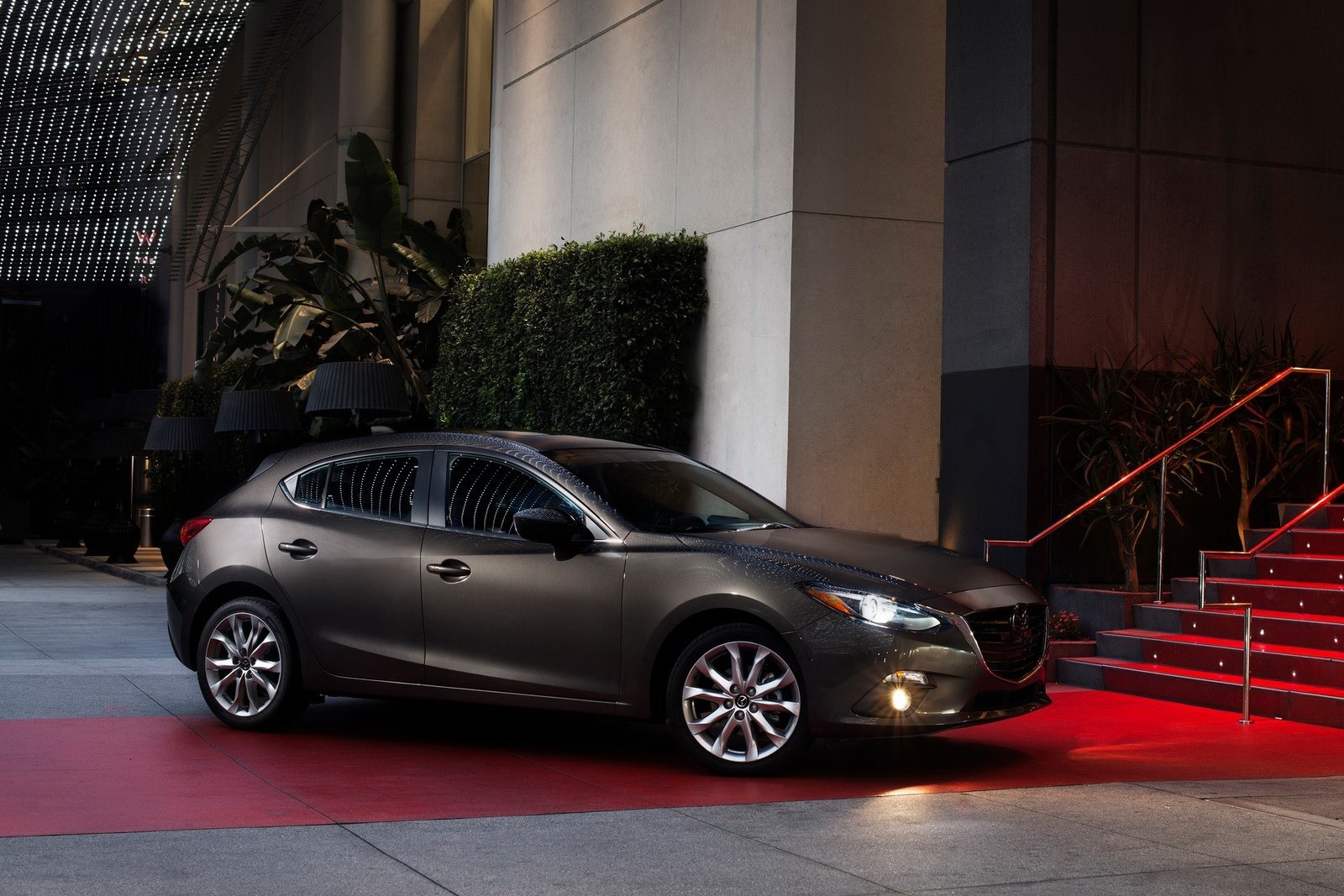 [Mazda3-3%255B2%255D.jpg]