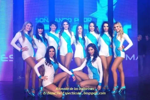 Atuendo de las bailarinas.jpg
