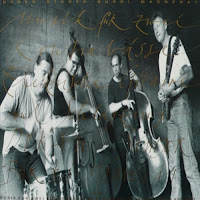 Musik F&uuml;r Zwei Kontrab&auml;sse, Elektrische Gitarre Und Schlagzeug