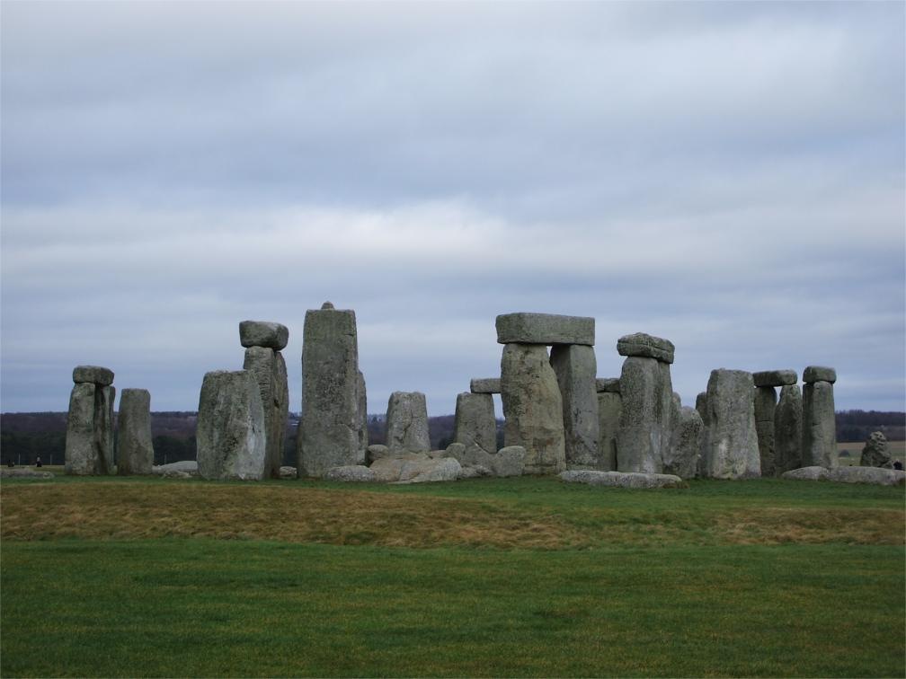 [Stonehenge%2520-%2520the%2520south%2520western%2520face%255B2%255D.jpg]