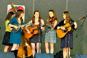 Della Mae