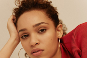 Izzy Bizu