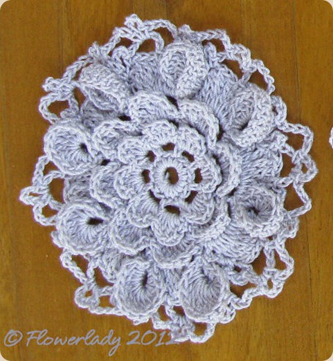 04-04-irish-crochet-rose