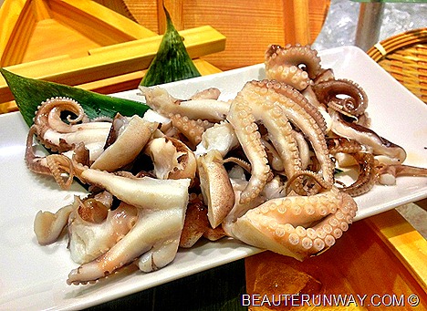 CHISO ZANMAI Singapore Buffet japan osaka octupus sashimi, salmon, tuna, Clarke Quay, The Central