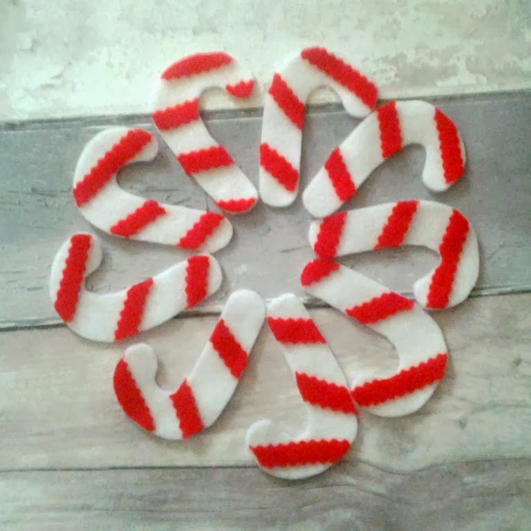 [DIY-candy-canes-with-stripes5.jpg]