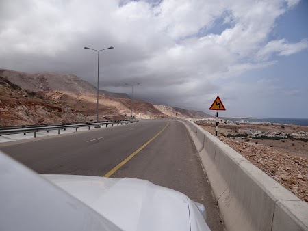 22. Ploaie in Oman.JPG