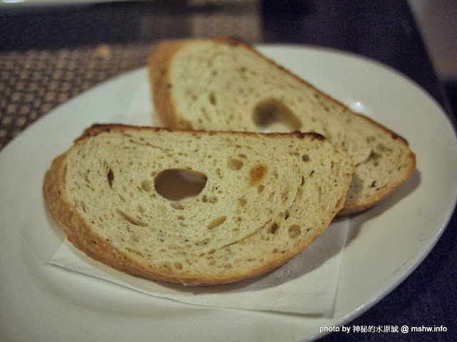 【食記】老字號的西班牙料理,難以忘懷的好味道 @ 台中南屯-PIZZA BUENA 布宜諾餐廳 區域 午餐 南屯區 台中市 披薩 晚餐 海鮮 燉飯 義式 西式 雞肉捲 飲食/食記/吃吃喝喝 麵食類 