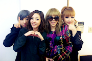 2NE1