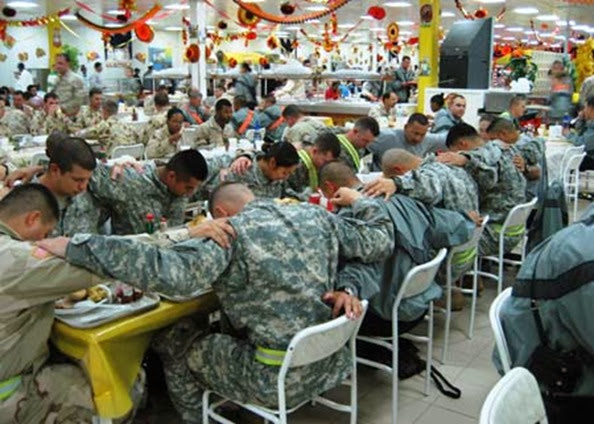 301_deployed_soldiers_thanksgiving