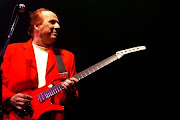 Adrian Belew