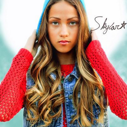 Skylar Stecker