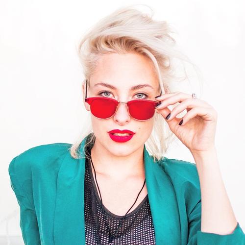Samantha Urbani