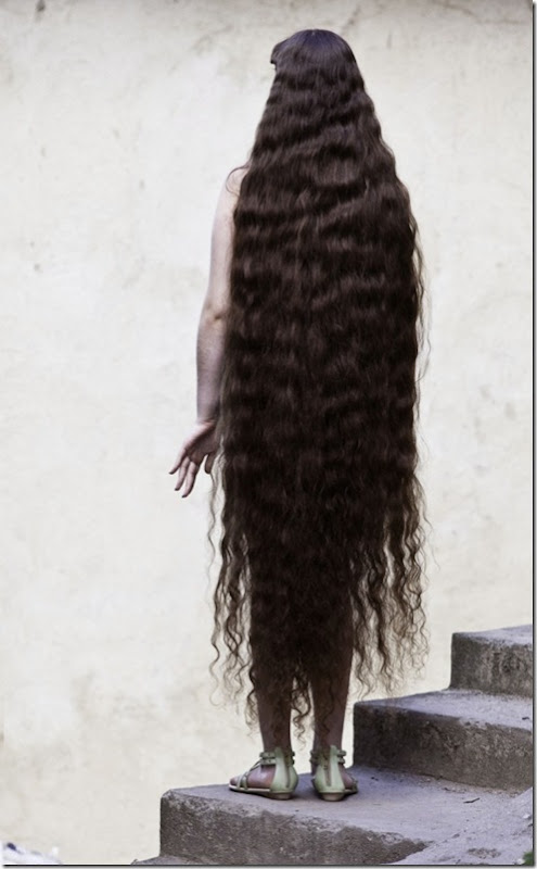 Longest-Hair-Of-12-Year-Old-Brazillian-Girl3