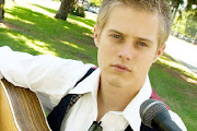 Lucas Grabeel