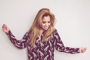 Jasmine V