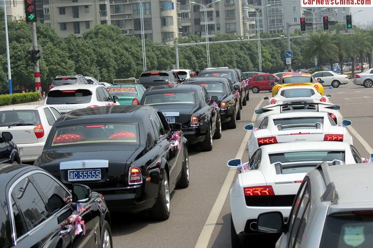[China-Supercar-Wedding-3%255B2%255D.jpg]