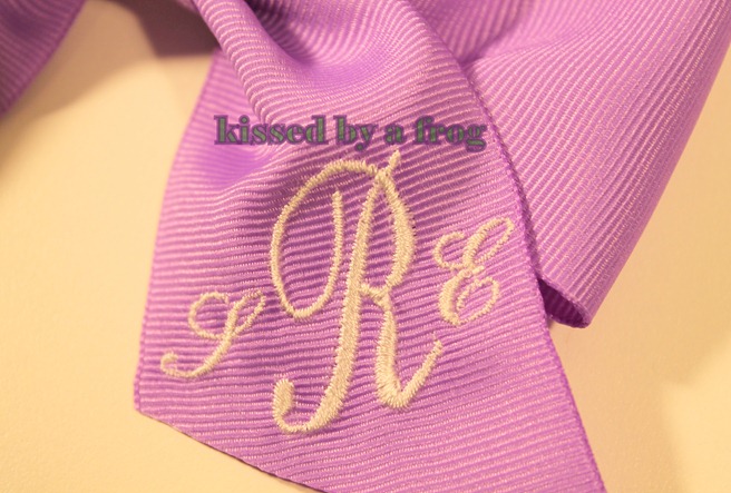 Kissed by a frog Monogram bow 2