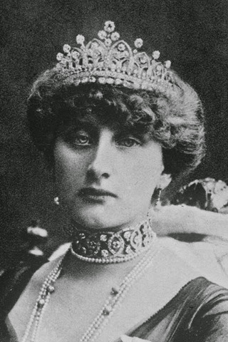 Augusta Victoria Hohenzollern Sigmaringen, reina de Portugal.