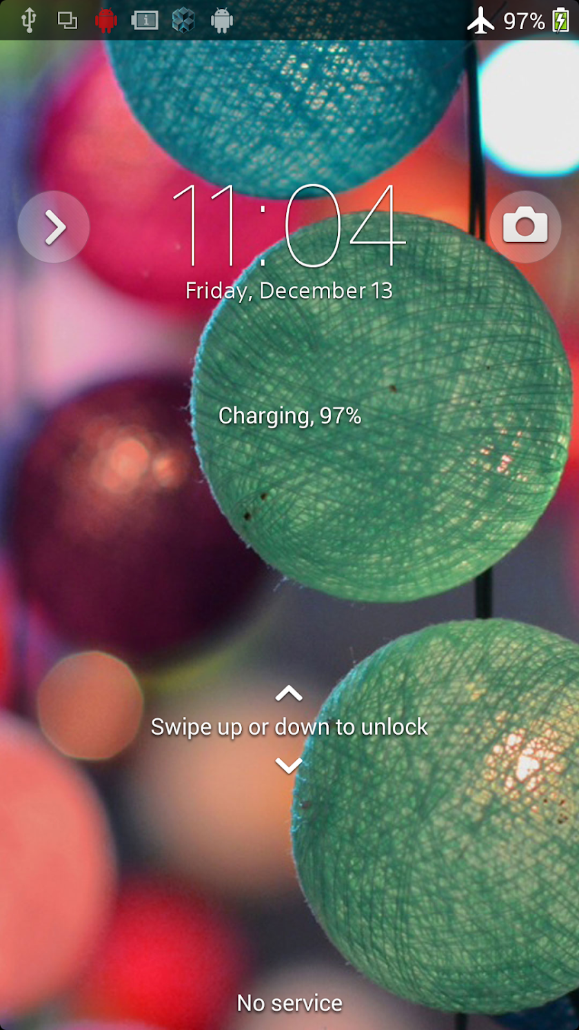 XPERIA™ Clean Foggy Theme Screen 1