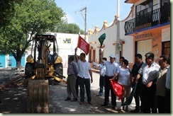 3-09-2013 banderazo de rehabilitacion de la red de agua potable en huitzuco
