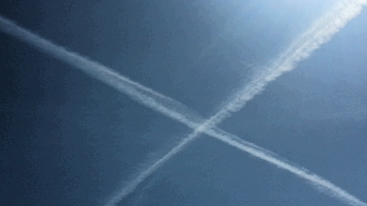 [l'impression de vivre] Une croix dans le ciel