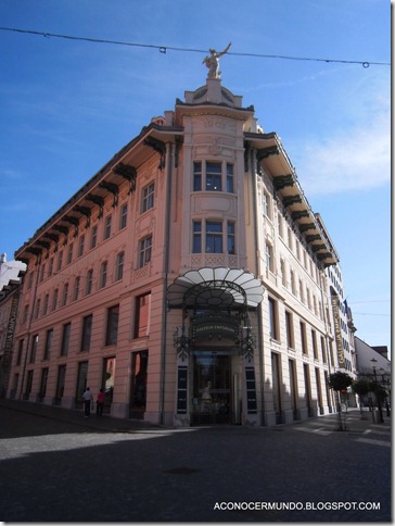 014-Liubliana-Plaza Preseren.Palacio Urbanc-P4280252 (2)