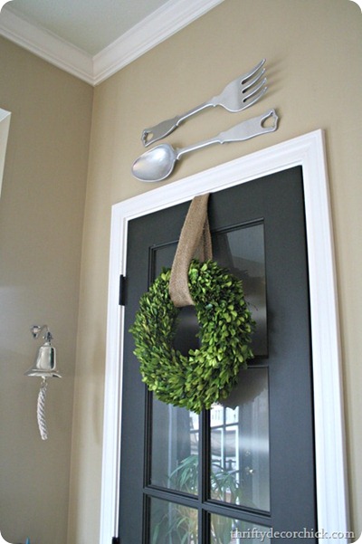 boxwoods wreath for spring