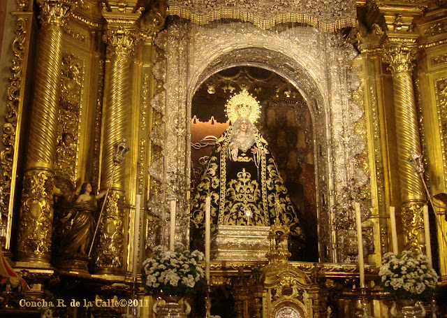 Esperanza Macarena de luto  - Novbre 2011 (4).JPG