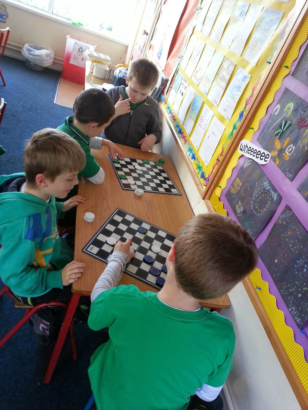 Rang a dó Learning how to play draughts
