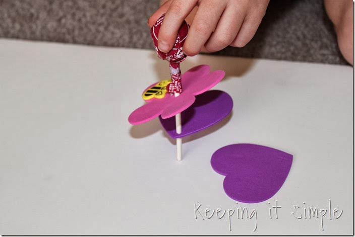 easy-valentine-kids-crafts #orientaltrading (6)