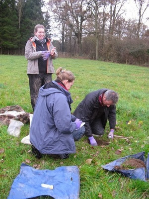 Kelly, David and Cecilia sampling earthworms in Berkshire