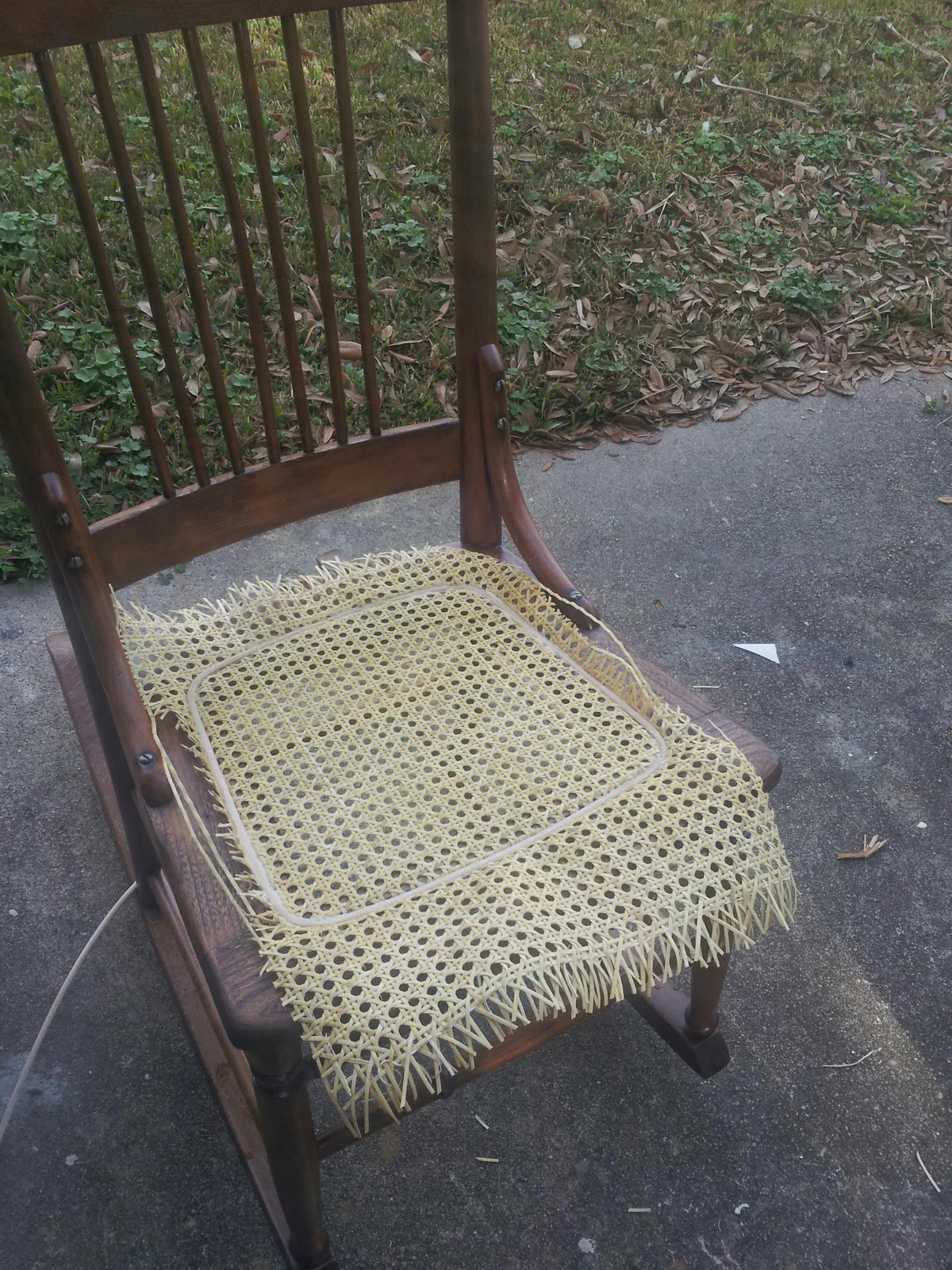 ThriftyFamilyMota Wicker Rocker repair