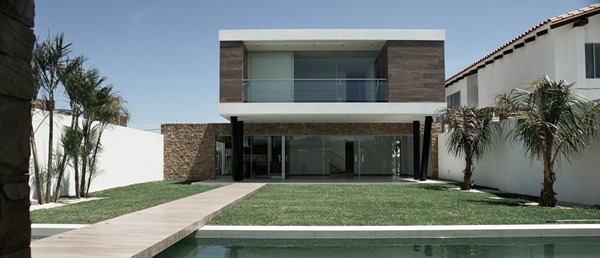 Casa C / Sommet & Asociados Casa-contemporanea-Sommet-Asociados