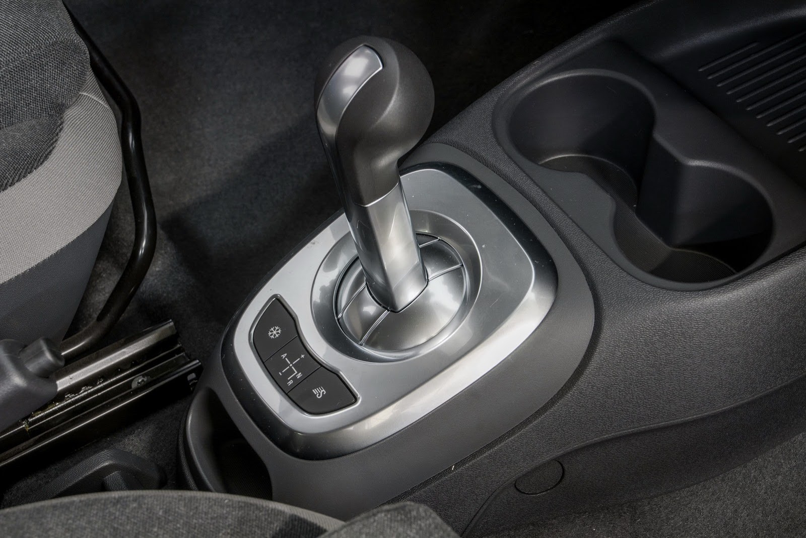 [2014-Chevrolet-Agile-100%255B2%255D.jpg]