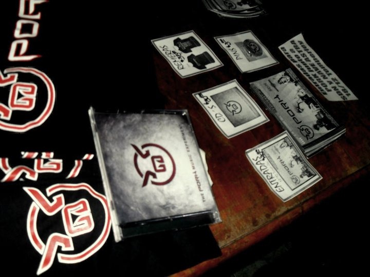 [156800_1759250103911_1318776343_1924432_3840012_n%255B2%255D.jpg]