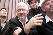 Jon Langford & Skull Orchard